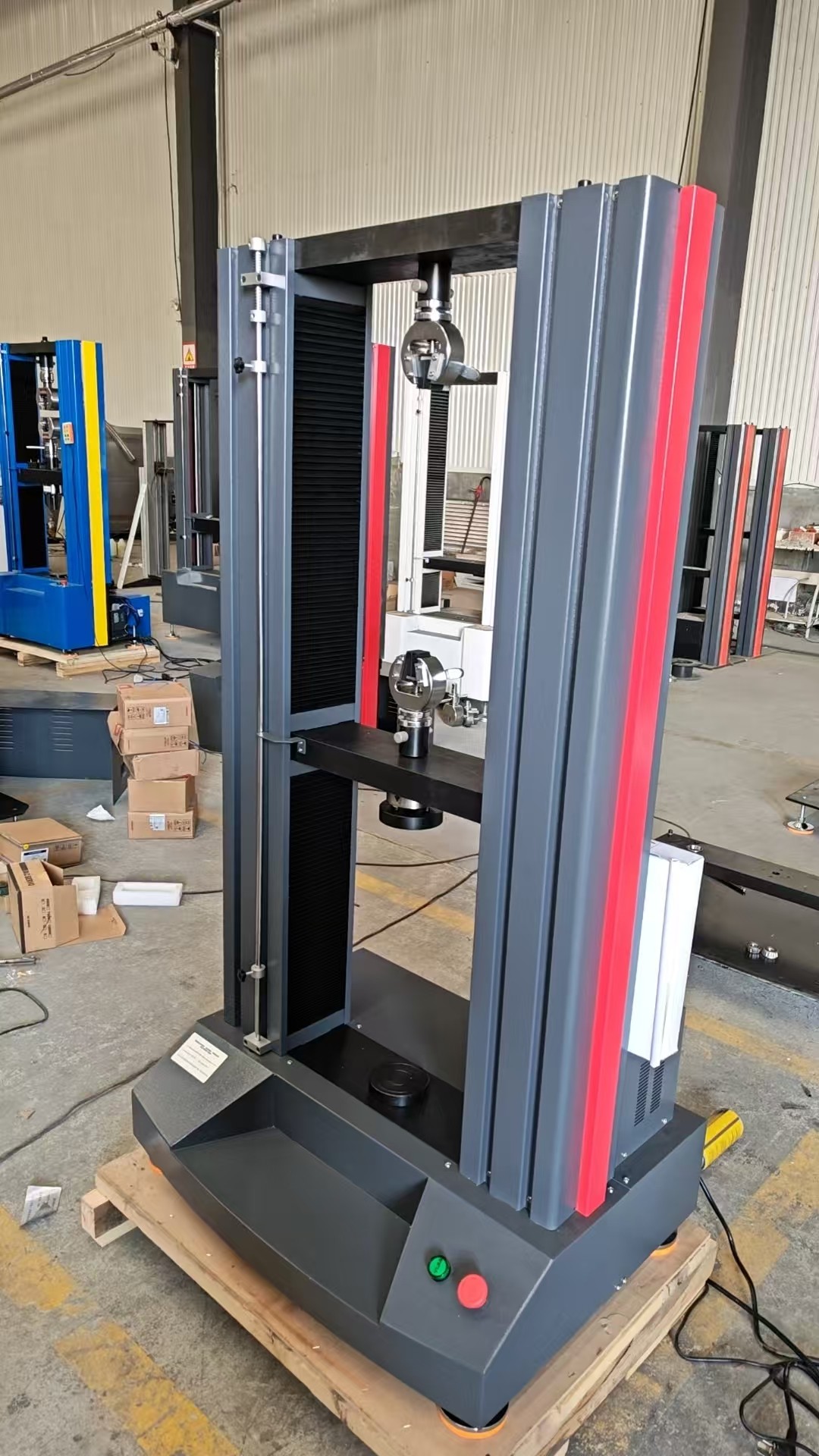 Universal Testing Machine